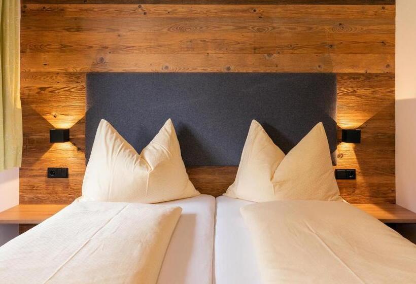 ベッドアンドブレックファースト Gästehaus Kasbichler