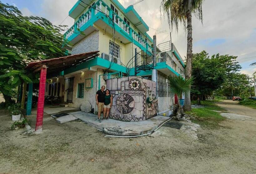 هتل Casa Viejo Chac