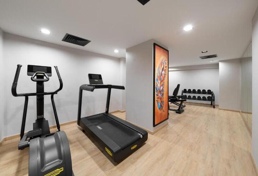 فندق Park Inn By Radisson Makkah Thakher Algharbi