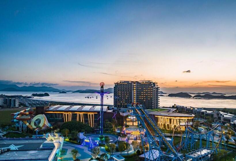 هتل Zhoushan Poly Senbo Nature Park & Resort