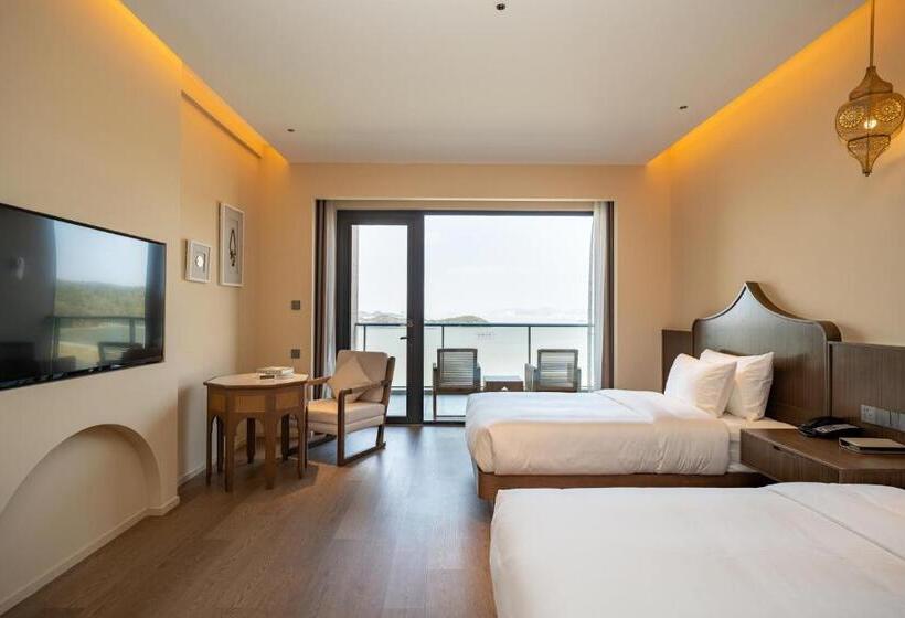 هتل Zhoushan Poly Senbo Nature Park & Resort