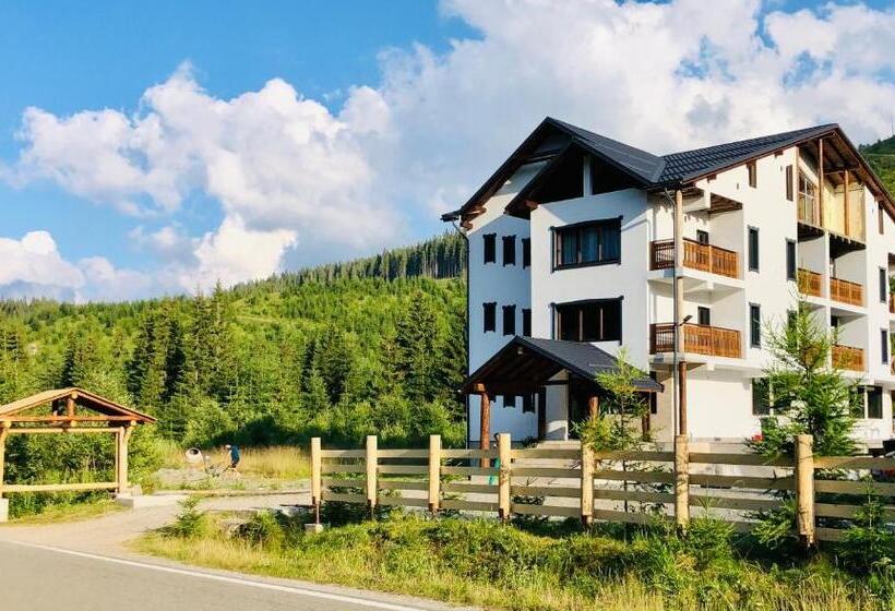 אתר נופש Chalet Ines