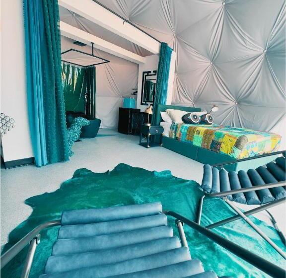 منتجع Daydreamer Domes