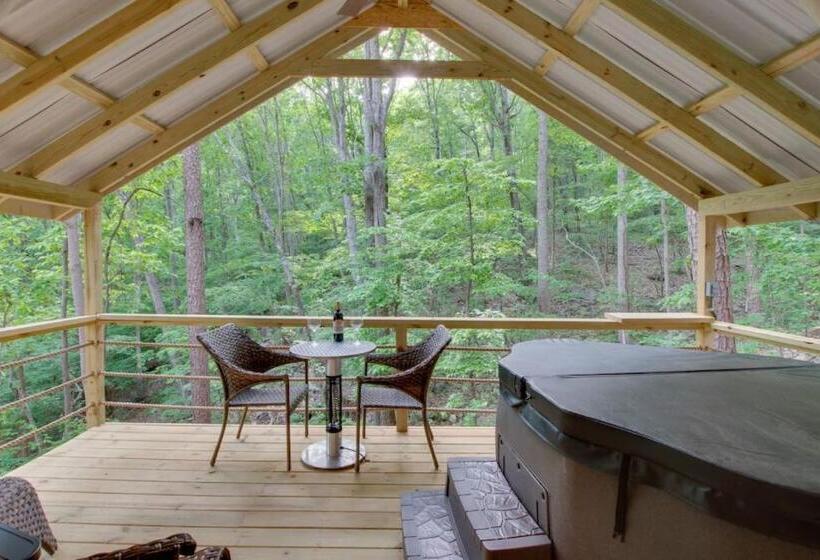 אתר נופש Love Shack Luxury Glamping Tent Honeymoon Theme