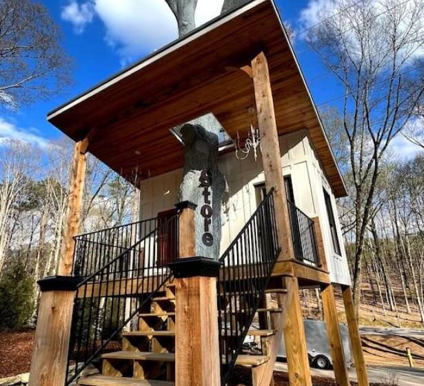 אתר נופש The Lodge Luxury Glamping Tent Hunting Theme