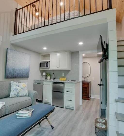 אתר נופש Willow Luxury Treehouse Near Lake Guntersville