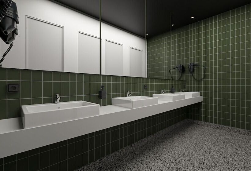 Little Monkey Hostel Private Pods