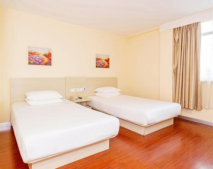 בית מלון כפרי Hanting Express Shaoguan Xi He Coach Terminal