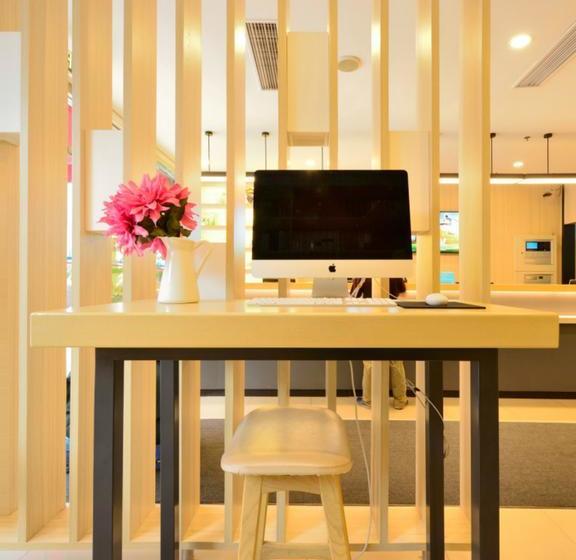 ホテル Hanting Express Yancheng Century Avenue