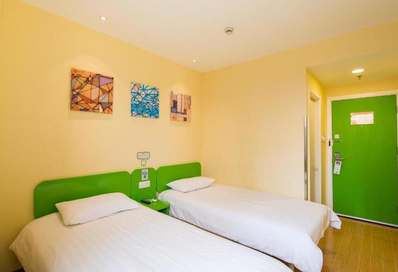 בית מלון כפרי Hi Inn Dalian Malan Square