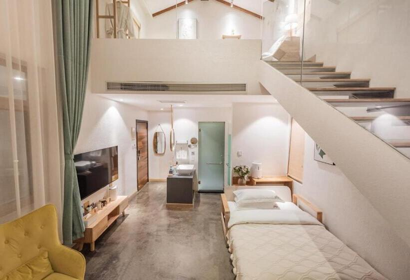 هتل Shang Shan Ruo Shui 大理上山若水客栈