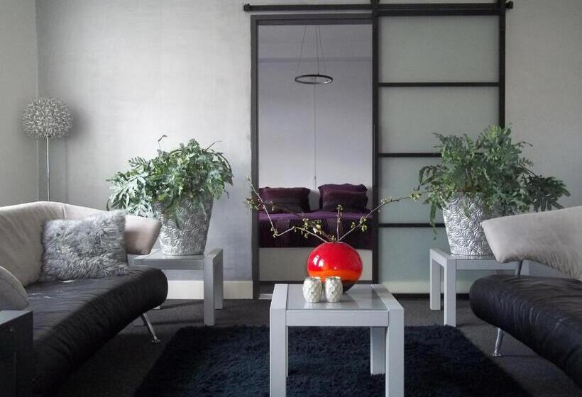 مبيت وإفطار T Griene Hemeltsje