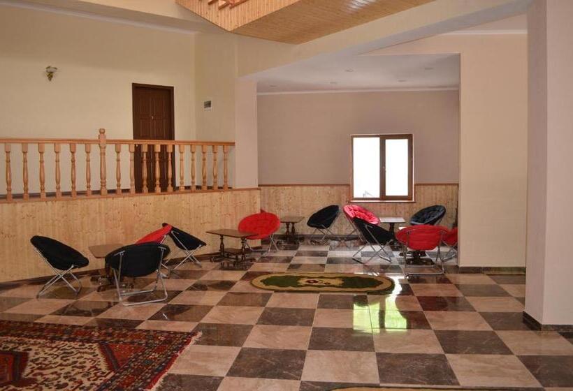 پانسیون Juta Guest House