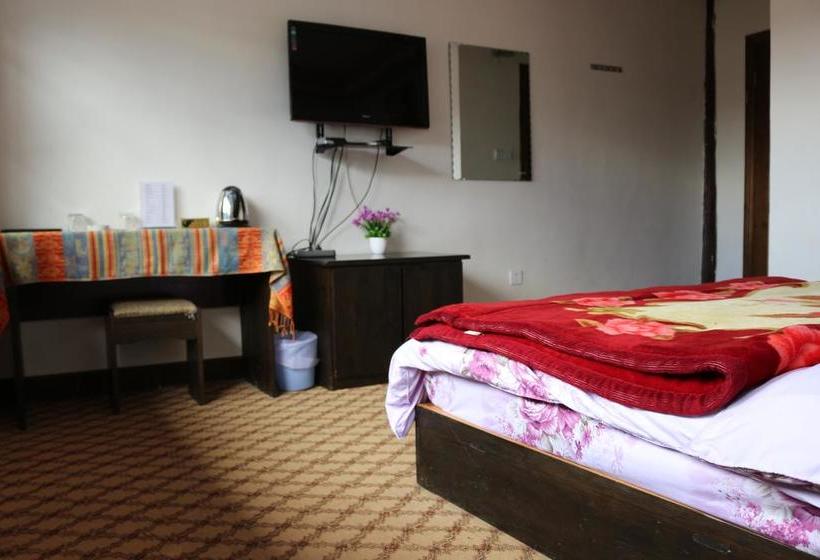 هاستل Shangajoy Seasons Inn