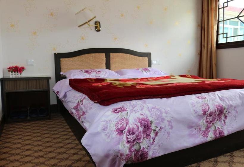 هاستل Shangajoy Seasons Inn