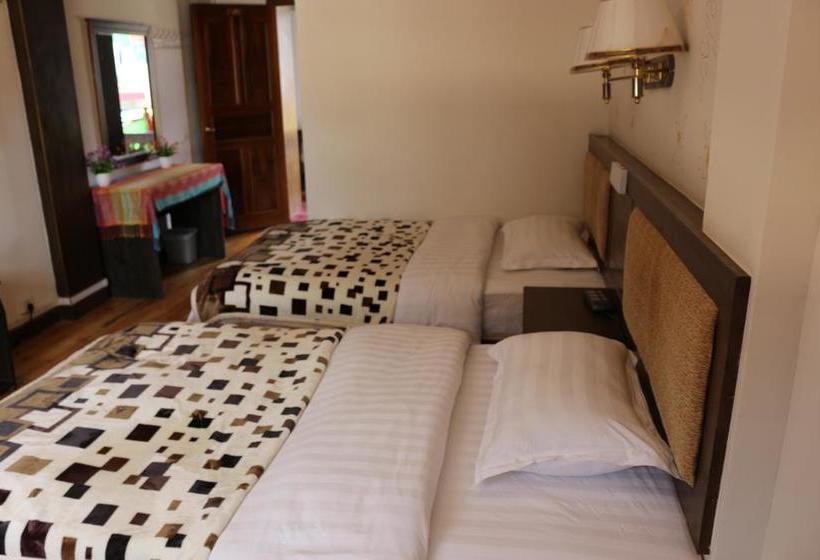 هاستل Shangajoy Seasons Inn