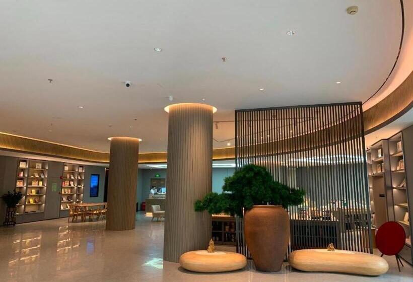 Ji Hotel Shenzhen Convention Center
