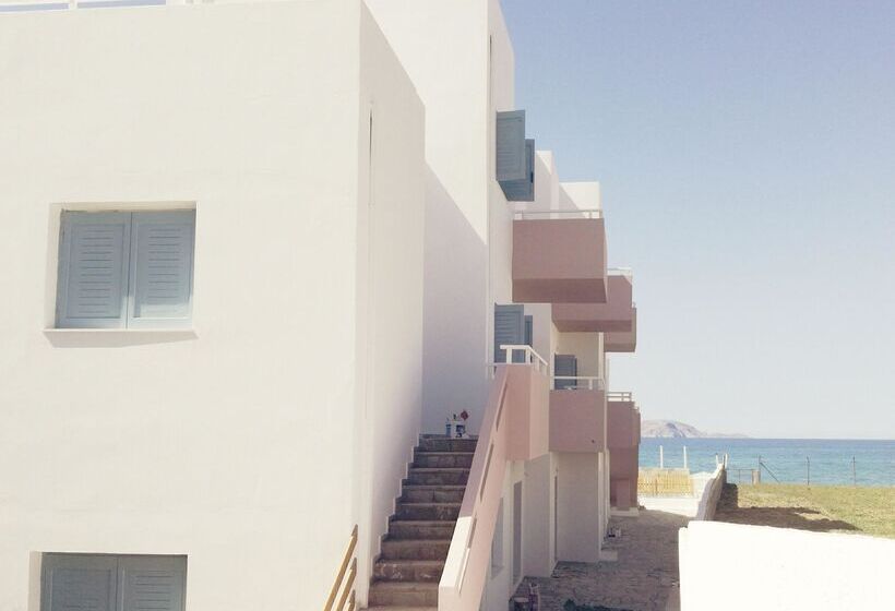 בית מלון כפרי Almare Beach