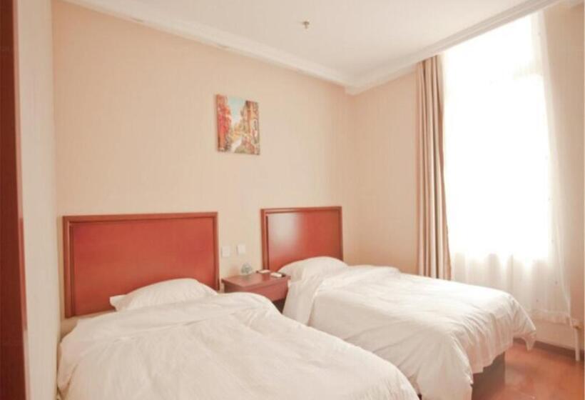 בית מלון כפרי Greentree Inn Liaoning Dalian Railway Station South Shengli Square Express