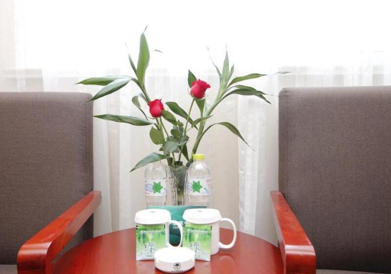 ホテル Greentree Inn Shandong Rizhao Bus Station Fuhai Road Express