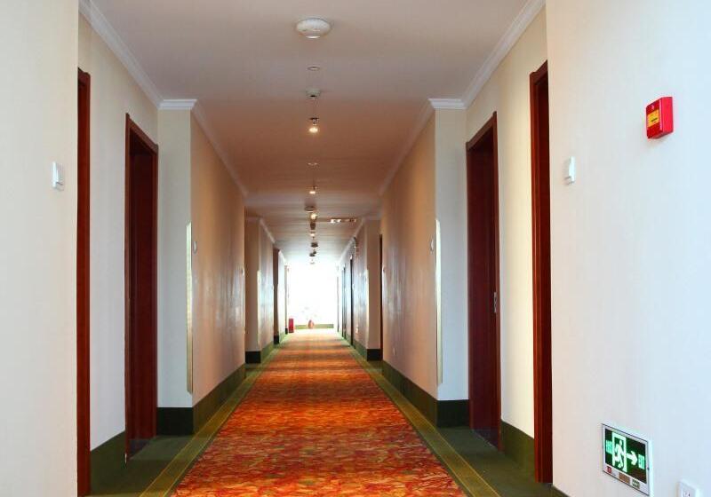 Отель Greentree Inn Anhui Xuancheng Jixi Guangming Palace Business