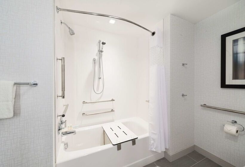 فندق Hampton Inn & Suites Bridgewater