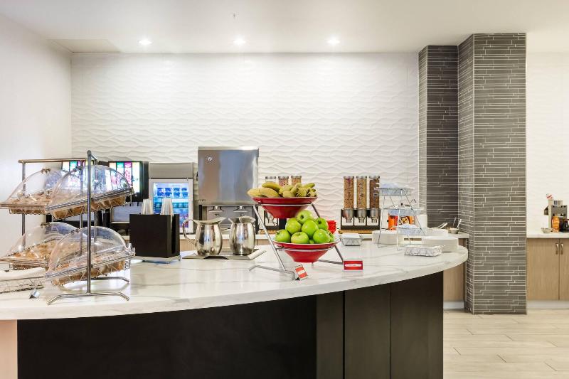 Отель Towneplace Suites By Marriott Orlando At Seaworld