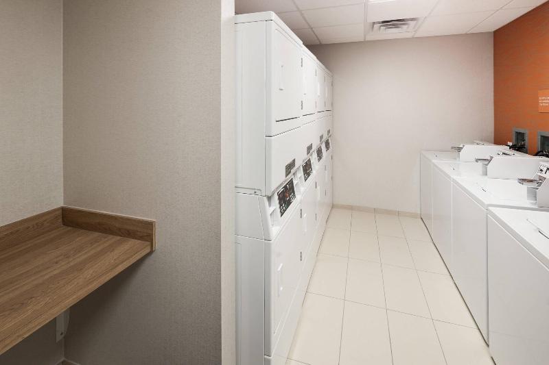 Отель Towneplace Suites By Marriott Orlando At Seaworld