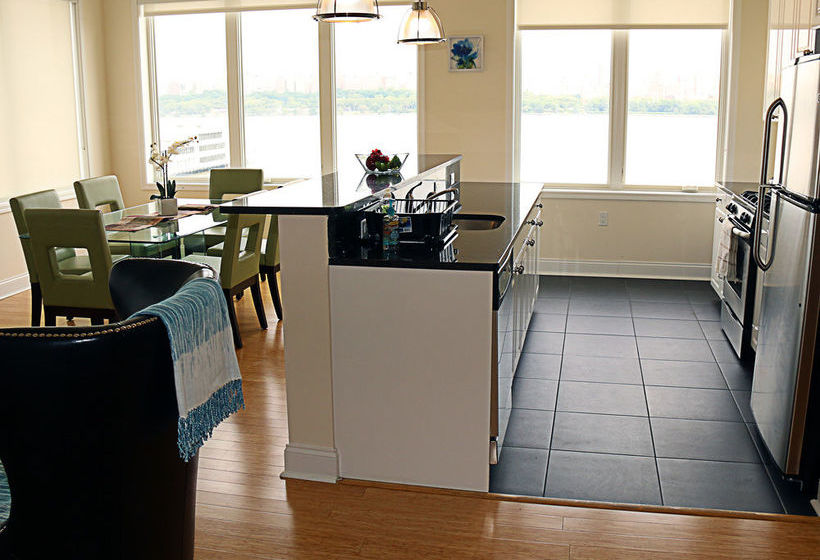 Bellaview Suites At Cityplace