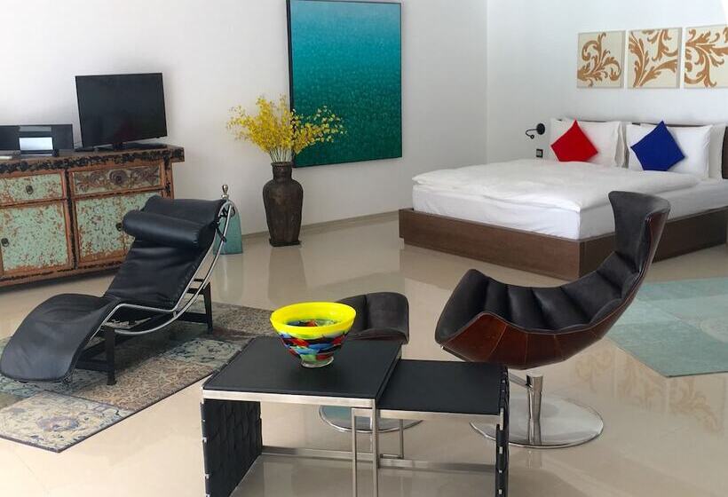 בית מלון כפרי Sundown Beach Studios