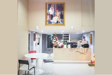 Moumou Hostel