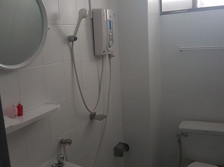 بنسيون Chaam Guesthouse