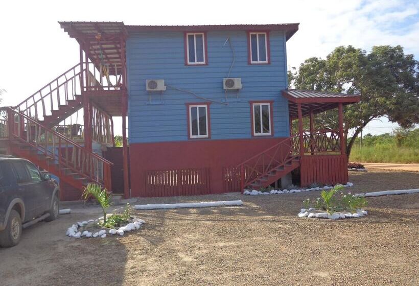 פנסיון Sugar Patch Inn