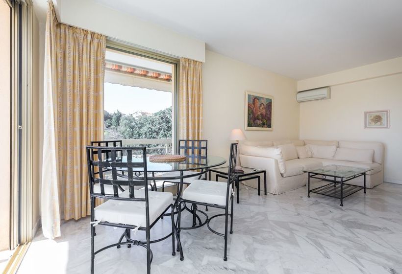 Tassigny One Bed