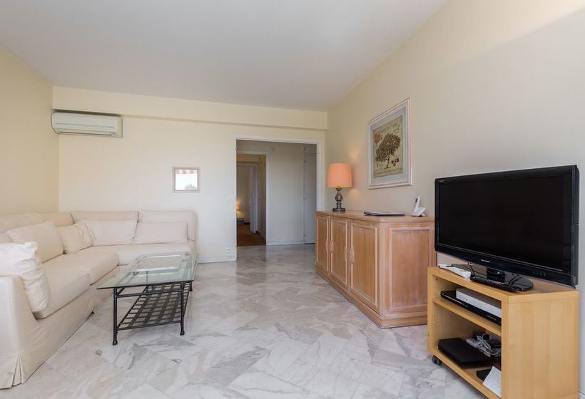 Tassigny One Bed