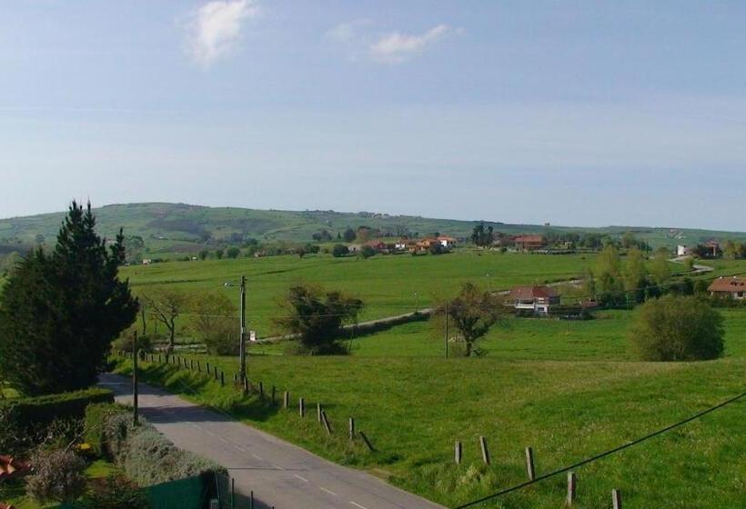 فندق فئة نجمة واحدة Posada Las Tres Mentiras De Santillana Del Mar
