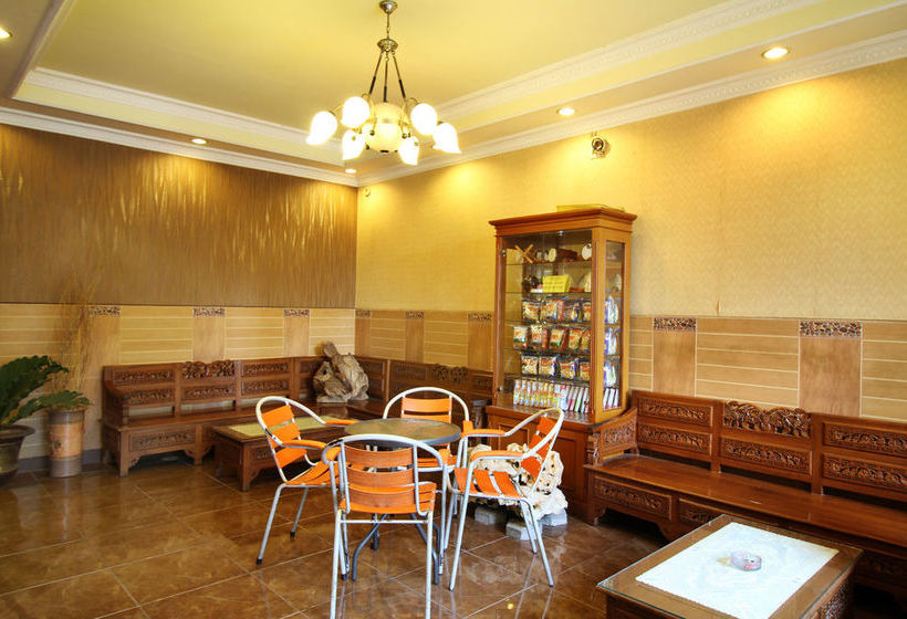 فندق Airy Alun Alun Mastrip 56 Blitar