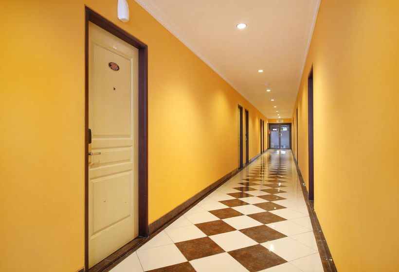 فندق Airy Alun Alun Mastrip 56 Blitar