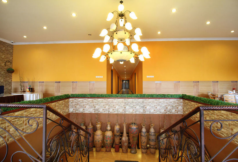 فندق Airy Alun Alun Mastrip 56 Blitar