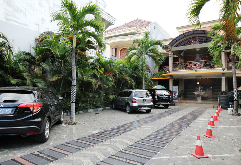 فندق Airy Alun Alun Mastrip 56 Blitar