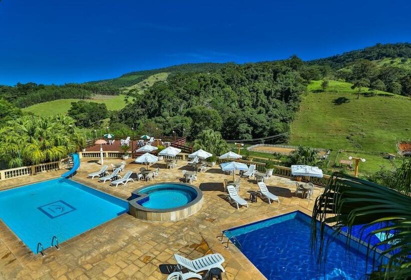 فندق Fazenda Village Montana