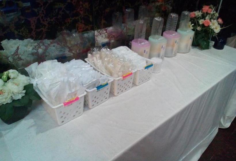 ホテル Matsuyama Hills Katsuyama Higashiten