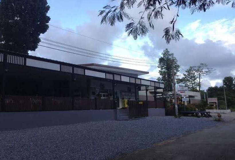 هتل Pleai Ta Lea Resort