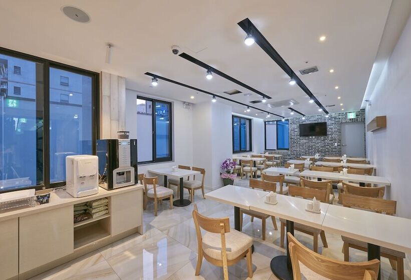 בית מלון כפרי Dubai