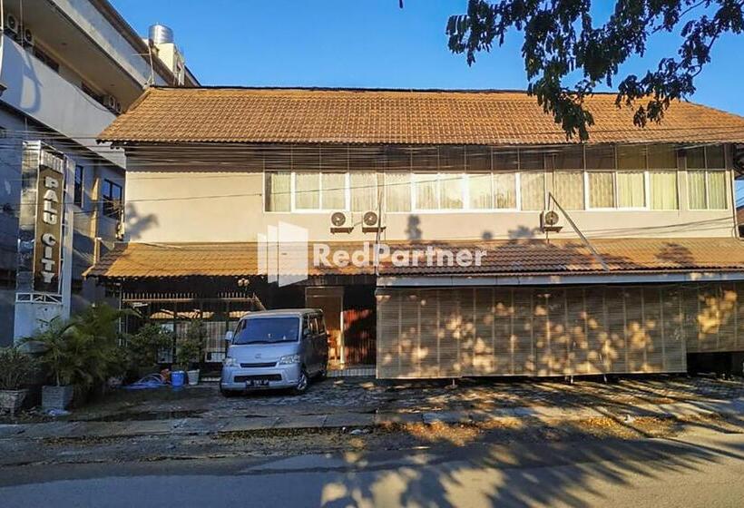 هتل Palu City Guest House Mitra Reddoorz