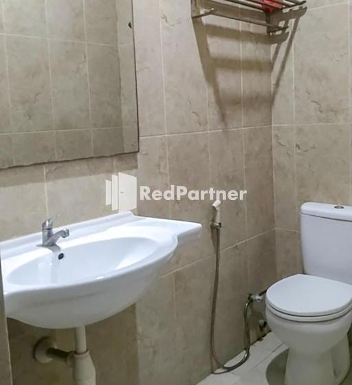 هتل Palu City Guest House Mitra Reddoorz