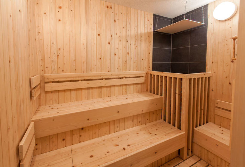 فندق Y's Cabin Yokohama Kannai