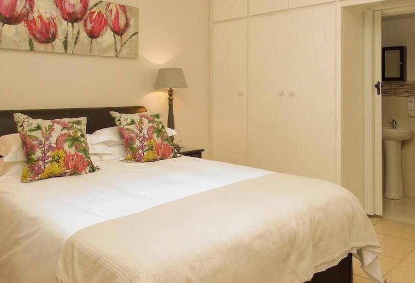 پانسیون 39 On Nile Guest House