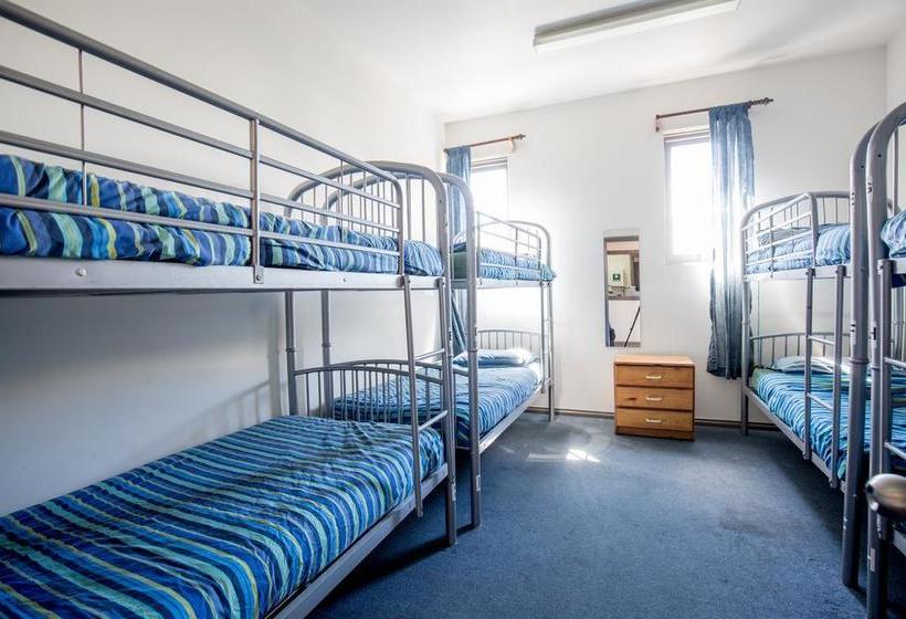 هاستل The Nook Backpackers