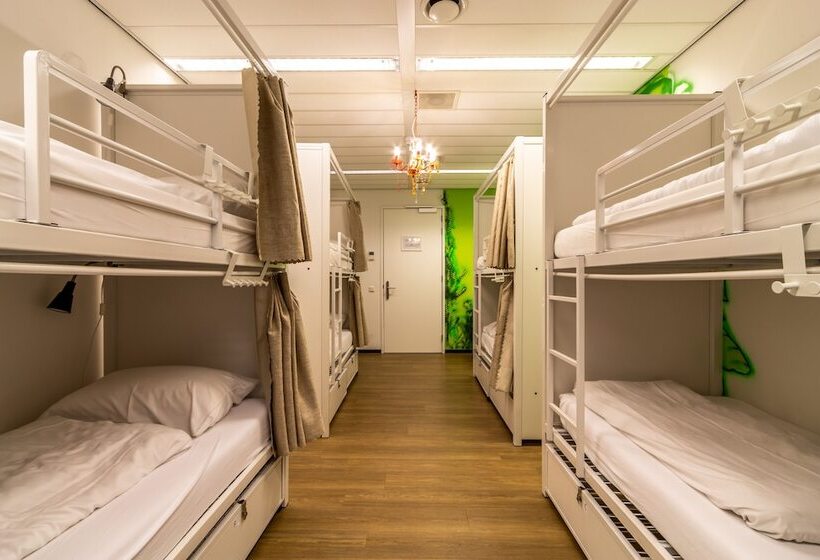 Hostelle   Women Only Hostel Amsterdam